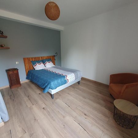 Maison Dans Ancien Corps De Ferme 4 A 6 Personnes Saint-Clement  Zewnętrze zdjęcie